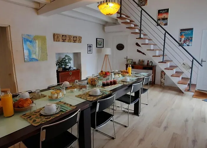 D'hote Maeva Bed & Breakfast 3*